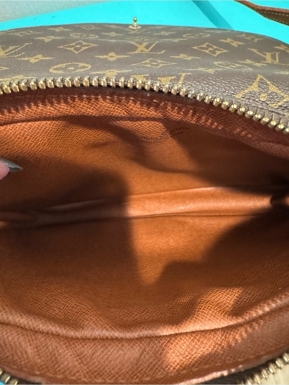 Louis Vuitton Monogram St Germaine 23 Crossbody - Picture 8 of 13